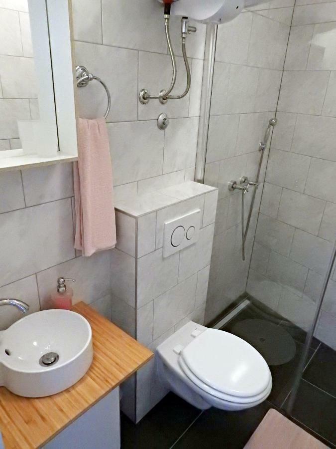 Apartment Antonela Слатине Екстериор снимка