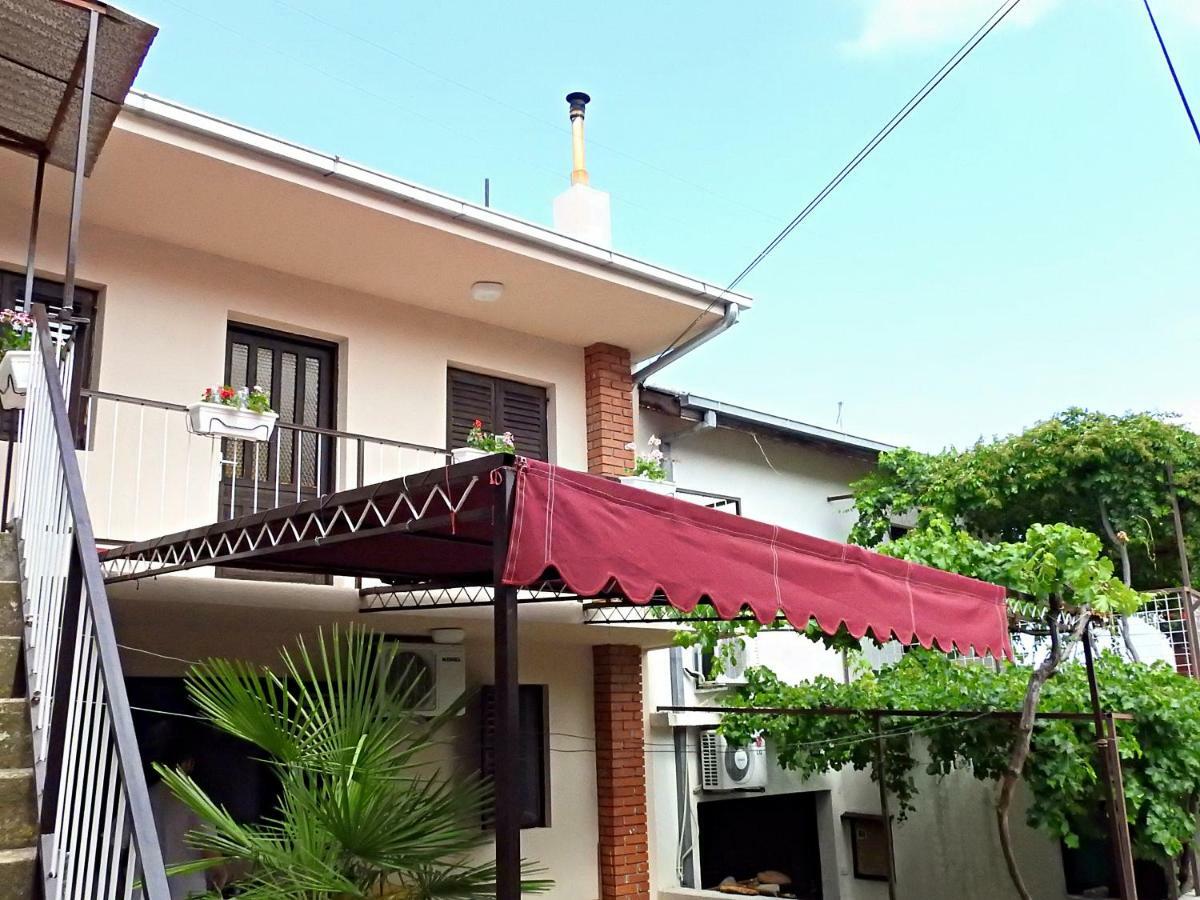 Apartment Antonela Слатине Екстериор снимка