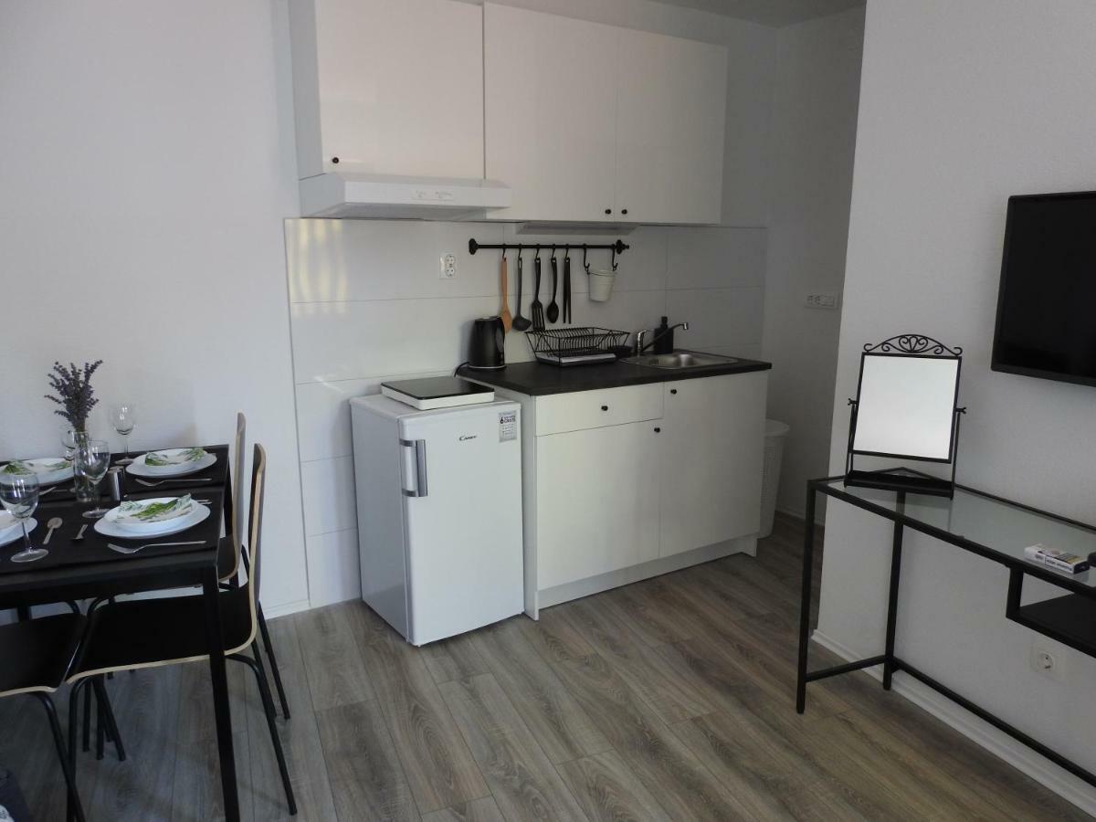 Apartment Antonela Слатине Екстериор снимка